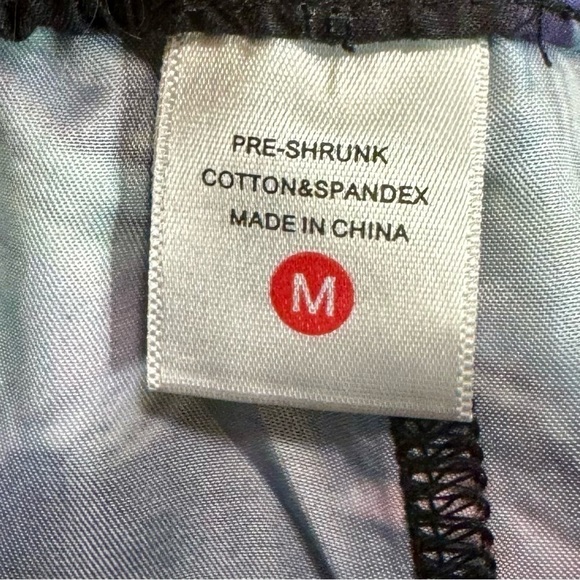 Swim Coverup Shorts ~ Size M ~ Feathers - Picture 2 of 2